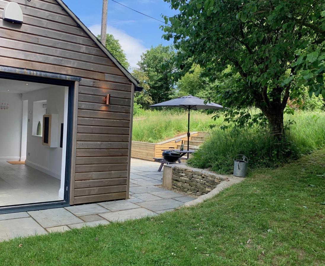 Cosy Cotswolds Retreat Near Bath & Castle Combe Apartman Chippenham  Kültér fotó