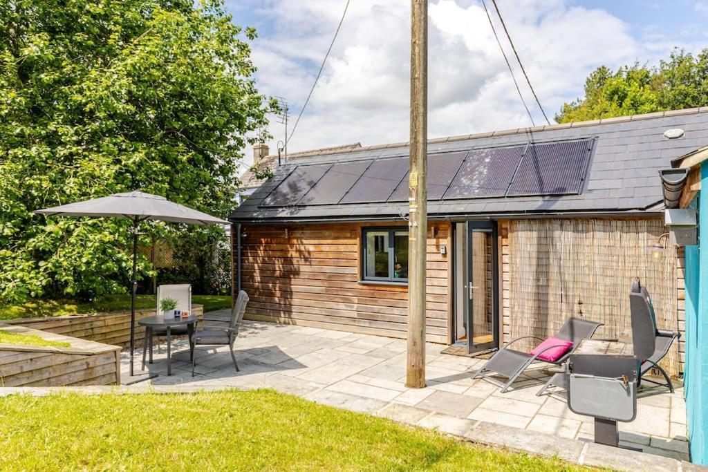 Cosy Cotswolds Retreat Near Bath & Castle Combe Apartman Chippenham  Kültér fotó